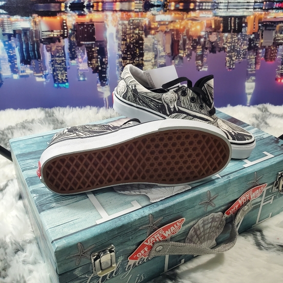 Vans Era MoMa Edvard Munch  no lid - Picture 4 of 13